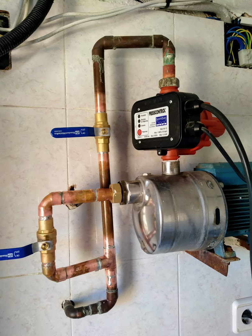 Fontanero Y Electricista De Urgencias 24H — Fotos 2